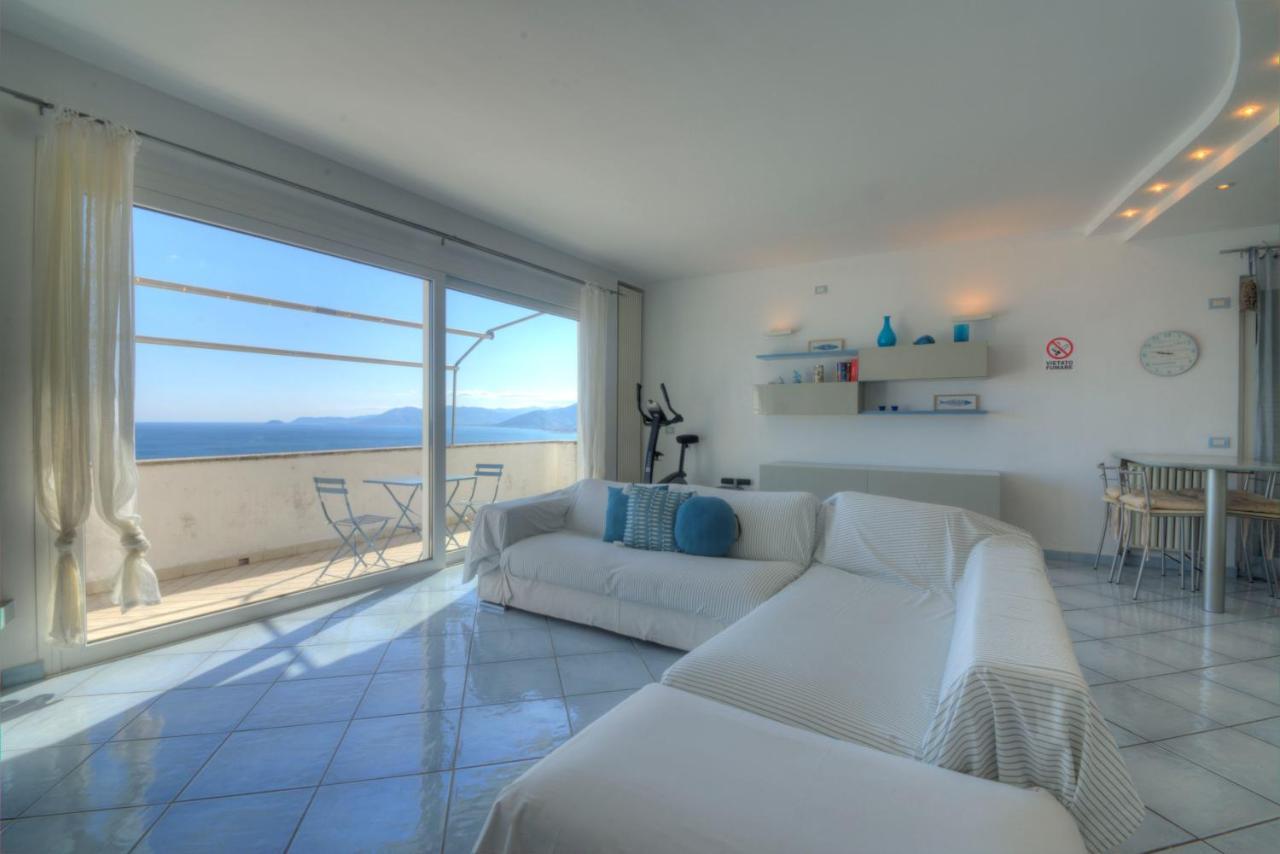 Villa Ischia Attico Sul Mare A Verezzi Borgio Verezzi Εξωτερικό φωτογραφία